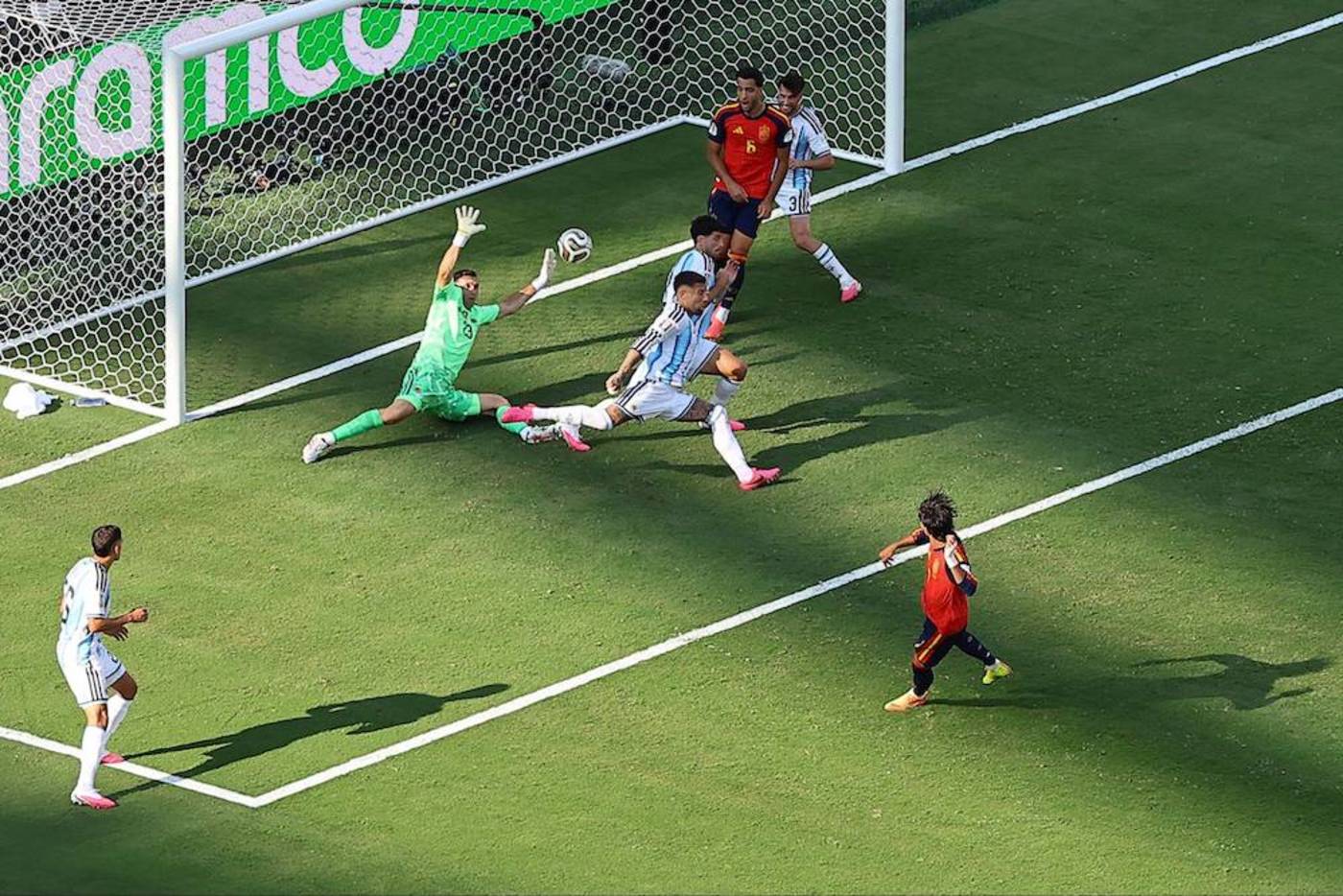 Munoz och Spanien är världsmästare